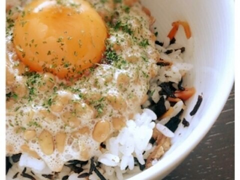 鉄分補給♪ひじきごはん de 納豆丼